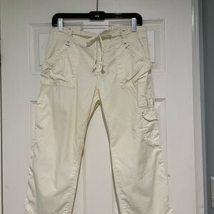 Women's Cream Cargo Capris